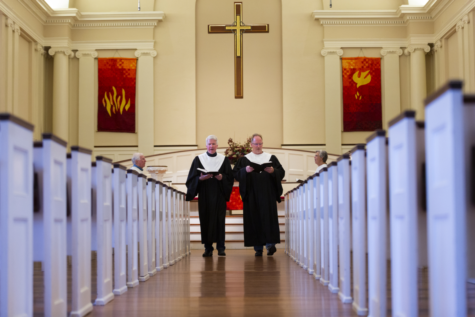 Choir processes down the aisle